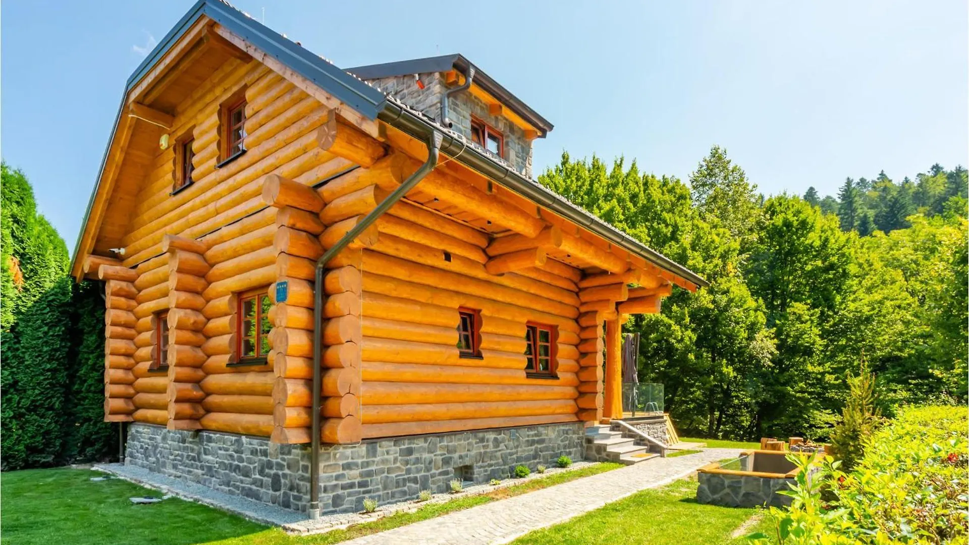 Cozy Home In Brod Na Kupi With Kitchen Vakantiehuis